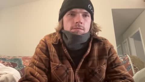 Snapshot of treeman817 chatting on 12/24/24, 04:19 treeman817 online show from 12/24/24, 04:19