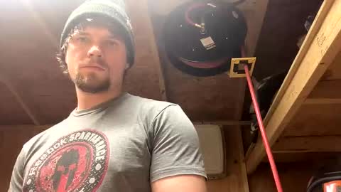 Snapshot of treeman817 chatting on 02/25/26, 10:41 treeman817 online show from 02/25/26, 10:41