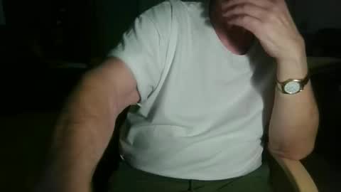 Snapshot of trekbeestje1 chatting on 11/28/25, 06:54 trekbeestje online show from 11/28/25, 06:54