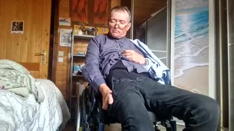 Snapshot of trekkertje12345 chatting on 04/21/26, 10:21 trekkertje12345 online show from 04/21/26, 10:21