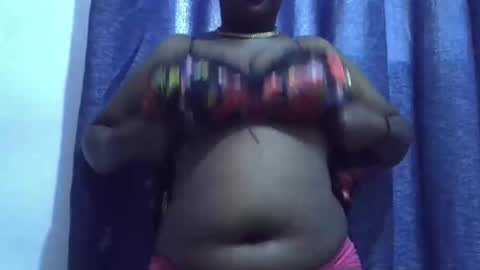 trendybootie online show from 03/07/26, 02:25