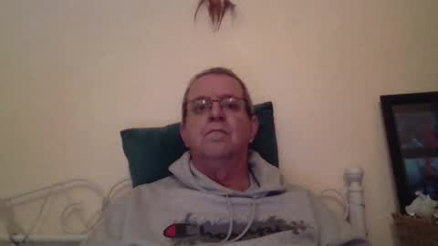 Fe-fi-fo-fum online show from 03/09/26, 01:15