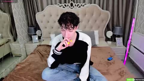 TrevorBenson online show from 09/21/25, 06:09