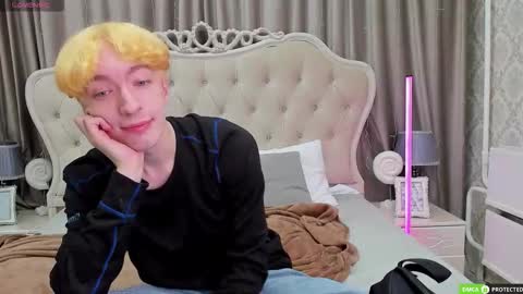 TrevorBenson online show from 10/03/25, 03:03