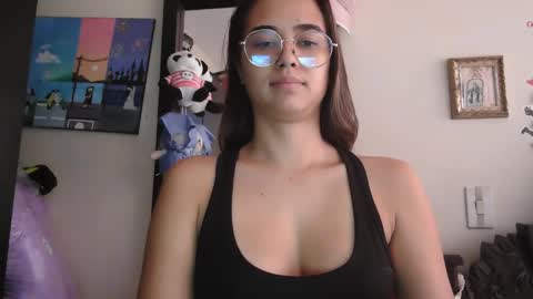triana_bell online show from 03/05/26, 04:14