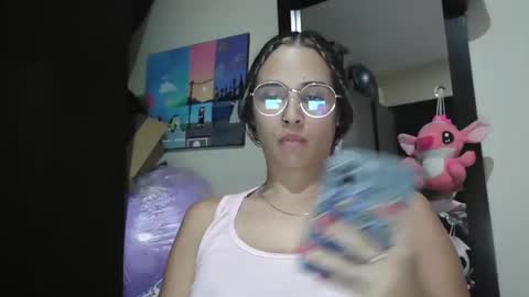 triana_bell online show from 04/04/26, 01:26