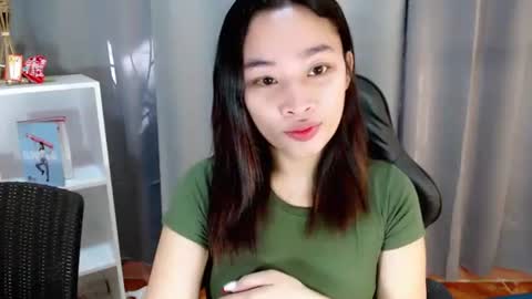 Snapshot of tricia_slut chatting on 05/03/26, 06:19 tricia_slut online show from 05/03/26, 06:19