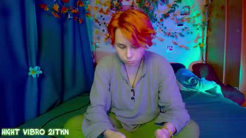 trickykitsune online show from 11/27/25, 01:46