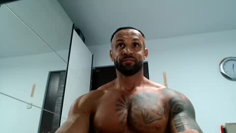 tridentmuscles online show from 11/03/25, 10:32