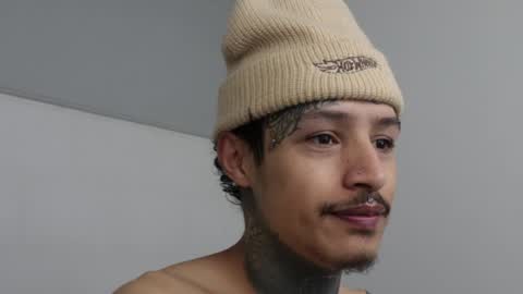 - trieone online show from 01/14/25, 05:51