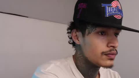 - trieone online show from 02/13/25, 04:54