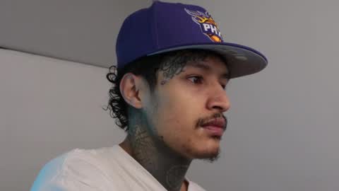 - trieone online show from 02/28/25, 04:54