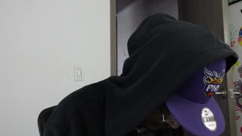 - trieone online show from 09/22/25, 11:34