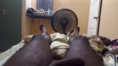 Antique-Shirt2516 online show from 11/24/25, 01:49