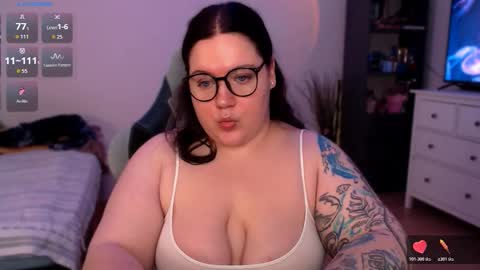 Tina online show from 11/06/25, 11:44