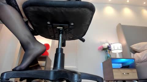 Triny online show from 12/30/24, 09:19