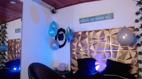 trinity_knox online show from 09/16/25, 05:36