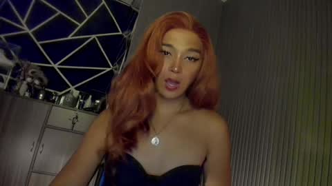 Snapshot of trinityfucksyou chatting on 12/17/24, 05:58 Ms Ella online show from 12/17/24, 05:58