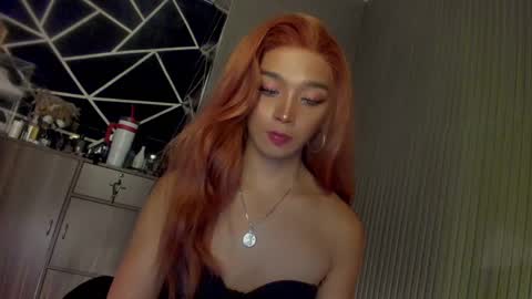 Snapshot of trinityfucksyou chatting on 01/06/25, 04:02 Ms Ella online show from 01/06/25, 04:02