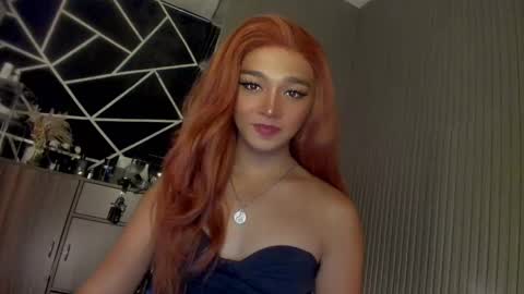 Snapshot of trinityfucksyou chatting on 01/14/25, 03:47 Ms Ella online show from 01/14/25, 03:47