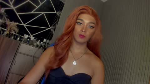 Snapshot of trinityfucksyou chatting on 01/28/25, 12:11 Ms Ella online show from 01/28/25, 12:11