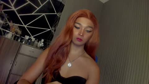 Snapshot of trinityfucksyou chatting on 01/29/25, 03:58 Ms Ella online show from 01/29/25, 03:58