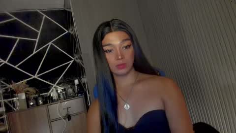 Snapshot of trinityfucksyou chatting on 02/27/25, 03:59 Ms Ella online show from 02/27/25, 03:59