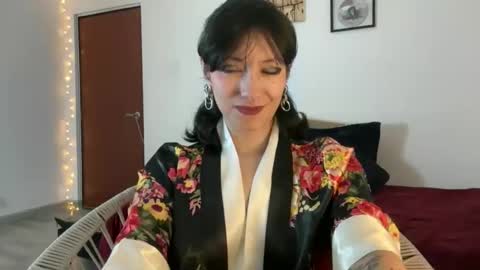 Snapshot of trinitysecrets chatting on 02/28/26, 06:53 trinitysecrets online show from 02/28/26, 06:53