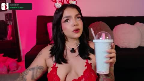 Val martinez  online show from 12/01/25, 09:42