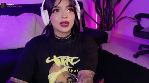 Val martinez  online show from 04/21/26, 01:07