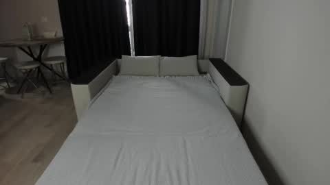 AnyaMarkPvt is open online show from 02/17/25, 05:04