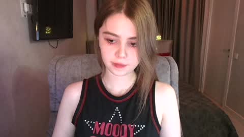 tripleprinces online show from 01/06/25, 03:40