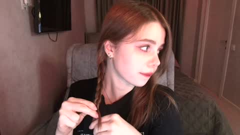 tripleprinces online show from 02/01/25, 02:02