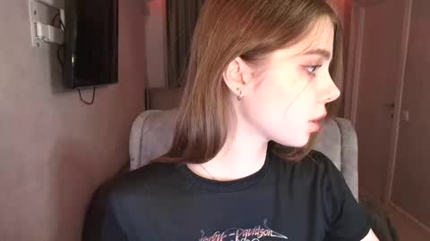 tripleprinces online show from 02/21/25, 05:20