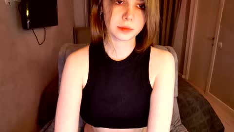 tripleprinces online show from 12/16/25, 05:40