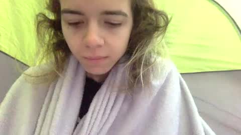 trippybb222 online show from 10/09/25, 01:31