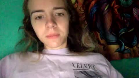 trippybb222 online show from 10/28/25, 03:36