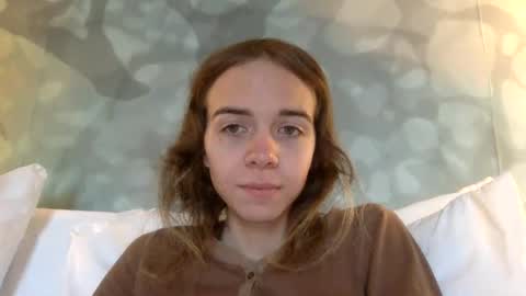 trippybb222 online show from 11/23/25, 08:52