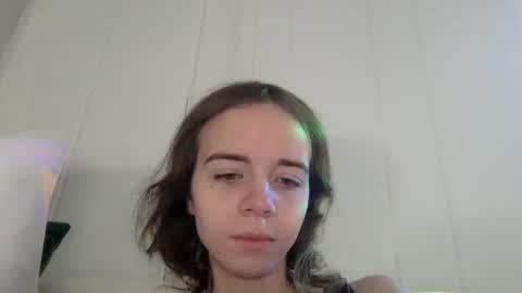 trippybb222 online show from 12/16/25, 03:28