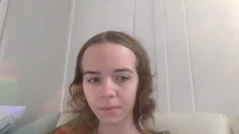 trippybb222 online show from 12/18/25, 04:35