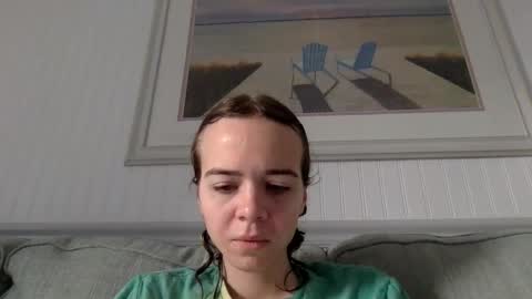 trippybb222 online show from 01/06/26, 03:27