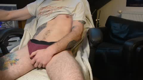 Snapshot of tripstocum chatting on 12/29/24, 03:46 FluideAmer online show from 12/29/24, 03:46