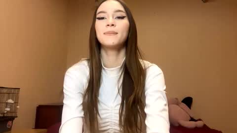 Snapshot of trishaawbrey chatting on 10/29/25, 01:24 Ur Trisha online show from 10/29/25, 01:24