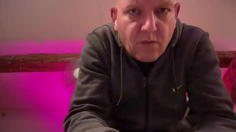 Triton online show from 09/25/25, 02:59