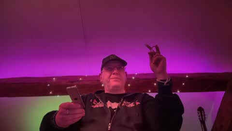 Triton online show from 04/22/26, 10:33