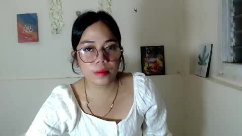 trixie_foxslut online show from 11/09/25, 10:02