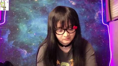 trixiedoescamcam online show from 04/20/26, 10:55