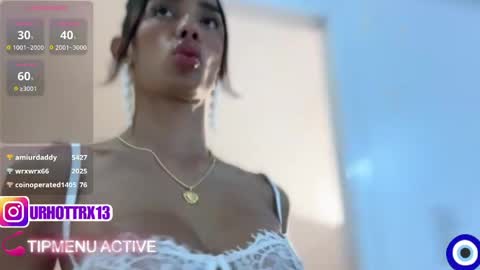 trixieemerald online show from 04/23/26, 12:40