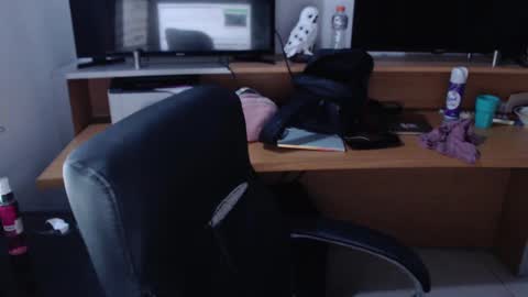 trixxiee_ online show from 12/16/24, 02:25