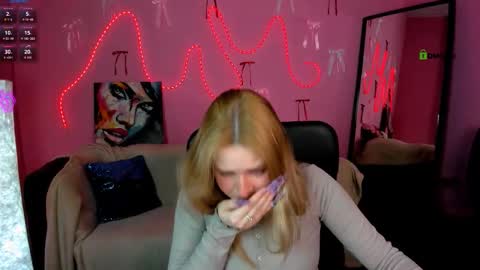 Trixy online show from 03/26/26, 06:52